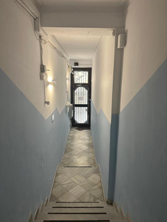Youth Hostel - Central And Basic Drassanes 巴塞罗那 外观 照片